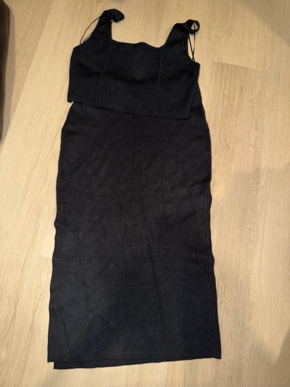 House of Harlow 1960 Black Knit Midi Skirt set